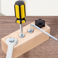Tablero de tornillos Montessori de madera con destornillado